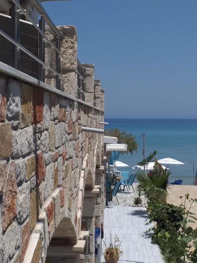 Golden Dolphin Studios & Apartments Аликес Екстериор снимка