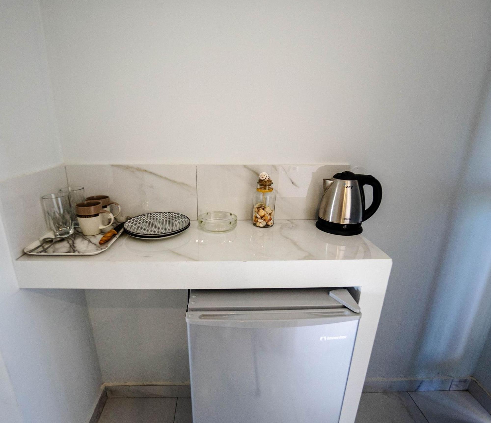 Golden Dolphin Studios & Apartments Аликес Стая снимка